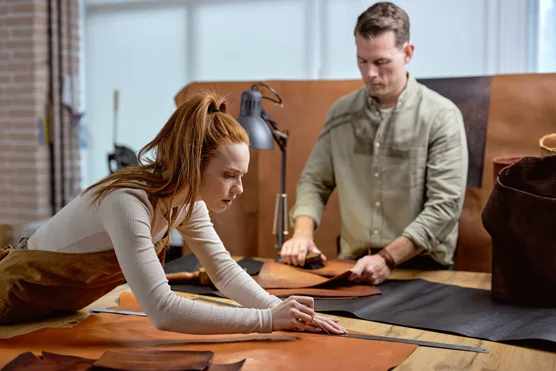 Maroquinier / Maroquinière