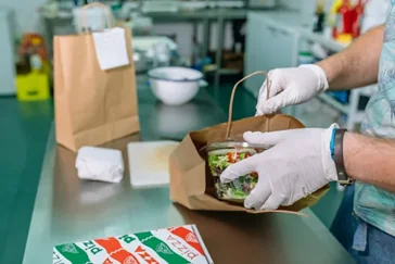 Equipier polyvalent / Equipière polyvalente de restauration rapide