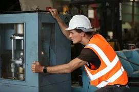 Technicien / Technicienne de maintenance industrielle