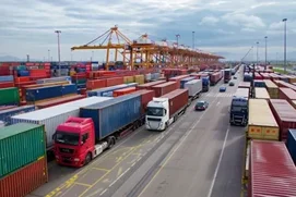 Affréteur / Affréteuse